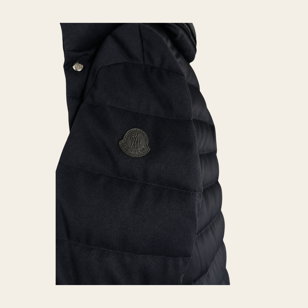 MONCLER – Chereau Giubbotto Long Down Coat avec Capuche
