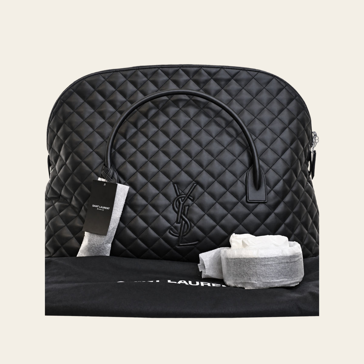 SAINT LAURENT — Sac de voyage ES Giant en cuir de veau matelassé noir