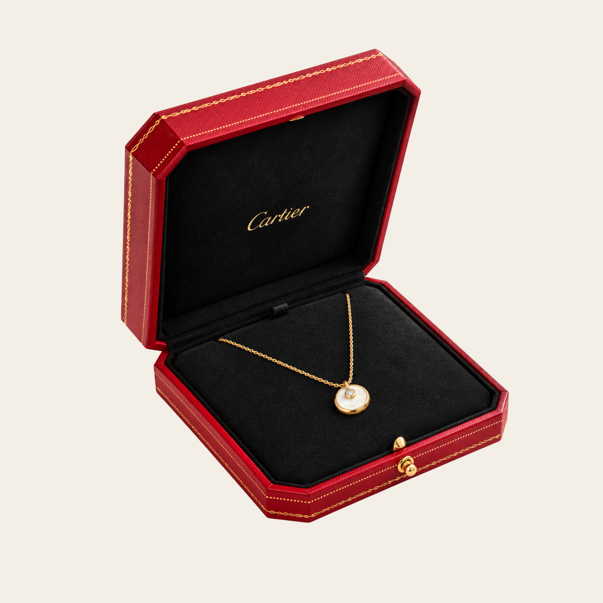 CARTIER — Collier Amulette de Cartier XS en nacre et diamant