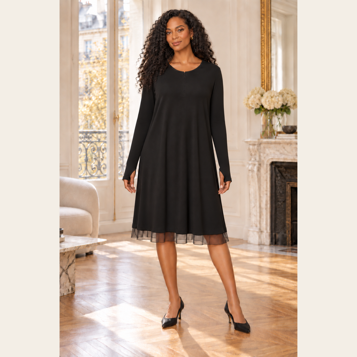 MARIE SAINT PIERRE – Robe tunique noire à manches longues et finition en tulle – Taille 5 L