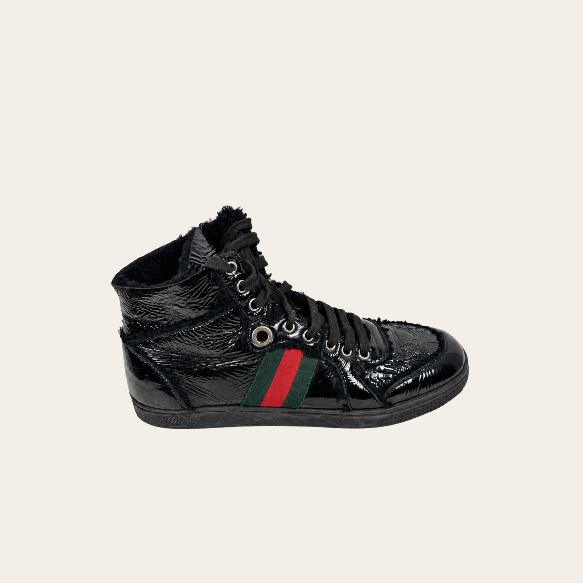 GUCCI — Baskets montantes Web en cuir verni noir et doublure noire, 9.5 US