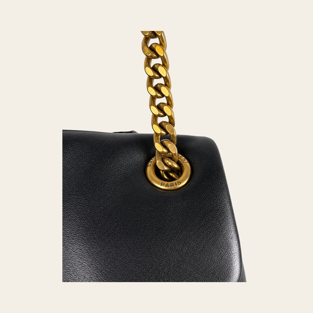 SAINT LAURENT — Sac Calypso en cuir d’agneau noir
