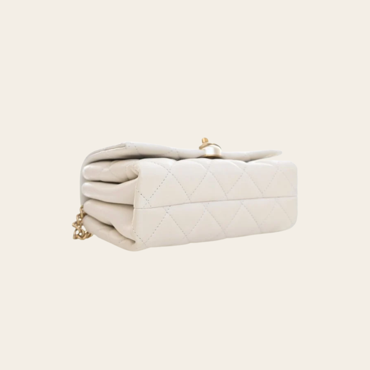 CHANEL – Mini Sac à Rabat Accordion Pearl CC en Agneau Blanc