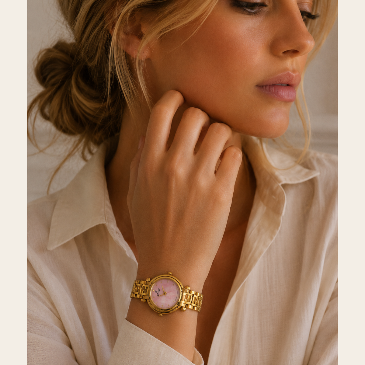 Fendi – Montre Classic Logo FF en acier inoxydable doré