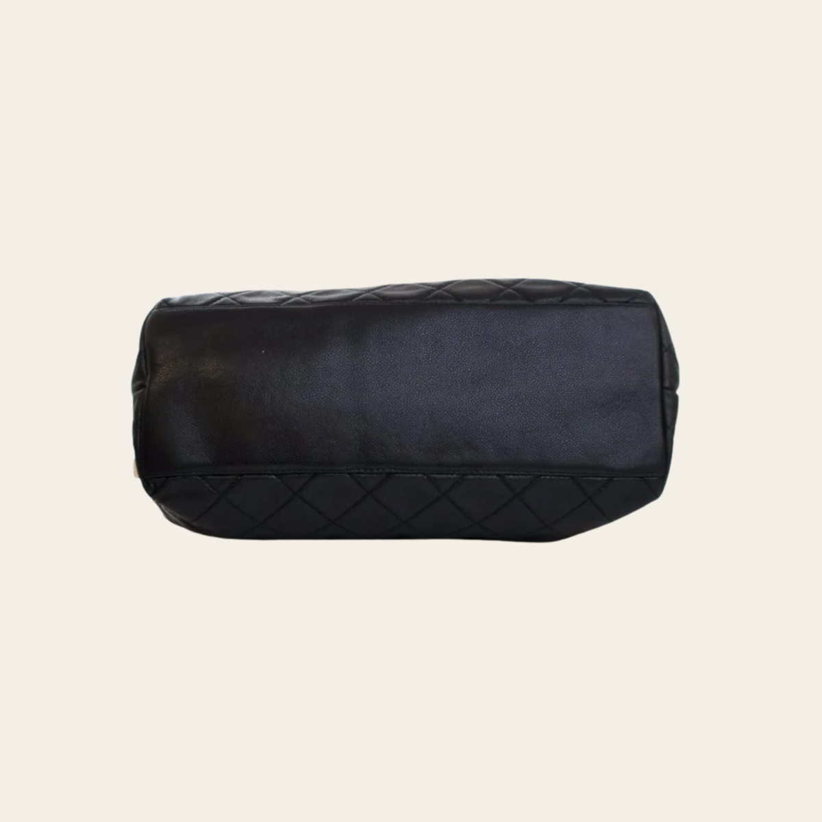 CHANEL – Sac Messenger Reissue en Cuir Caviar Noir, Grand Modèle